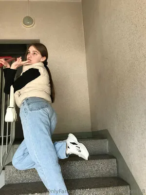 Alice In Wonderland18 OnlyFans Leaked Free Thumbnail Picture - #EwaJUPKPz5