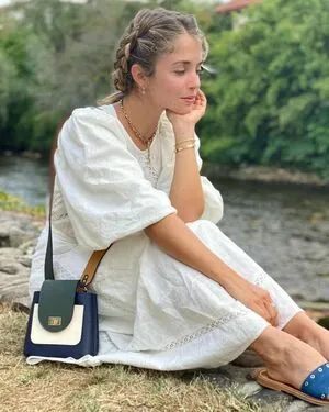 Alice Isaaz OnlyFans Leaked Free Thumbnail Picture - #44qOLLy7RZ