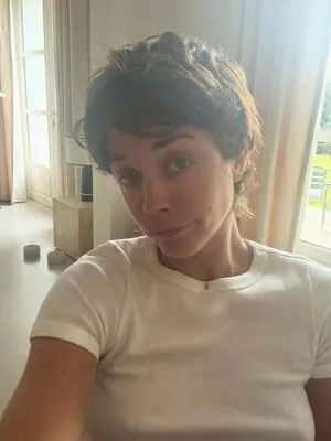 Alice Isaaz OnlyFans Leaked Free Thumbnail Picture - #684q40Smft