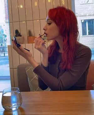 Alice Kisss OnlyFans Leaked Free Thumbnail Picture - #SSOiSBLxCQ