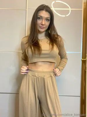 Alice Konigen OnlyFans Leaked Free Thumbnail Picture - #Sd2cBenThP