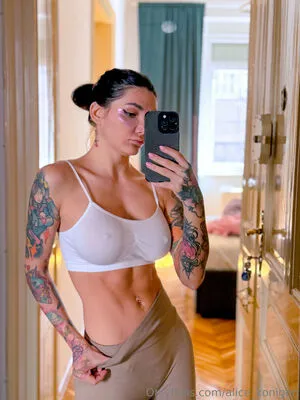 Alice Konigen OnlyFans Leaked Free Thumbnail Picture - #kXv588i45U