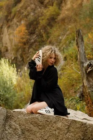 Alice Li OnlyFans Leaked Free Thumbnail Picture - #AMACjlr6RK