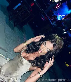 Alice Marques OnlyFans Leaked Free Thumbnail Picture - #f4Kmleobke