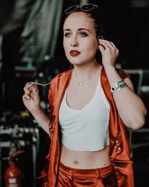 Alice Merton OnlyFans Leaked Free Thumbnail Picture - #0RLmiy6kVL