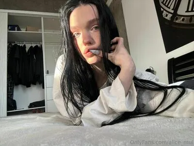 Alice Mul OnlyFans Leaked Free Thumbnail Picture - #Fdl6oedJdj