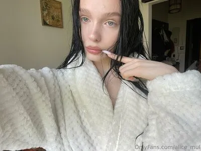 Alice Mul OnlyFans Leaked Free Thumbnail Picture - #o3fHAdGMGf