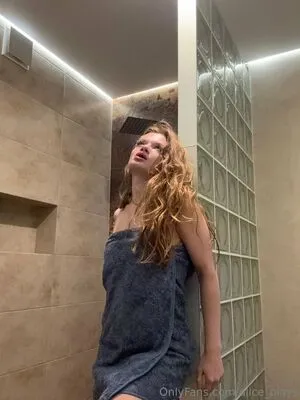 Alice Plays OnlyFans Leaked Free Thumbnail Picture - #FHMarJF26U