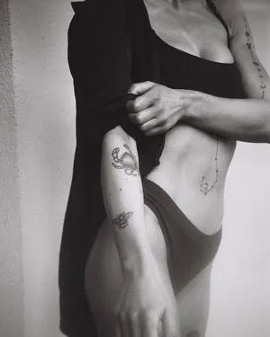 Alice Prejudice OnlyFans Leaked Free Thumbnail Picture - #4CgFWItQVZ