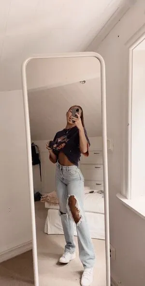 Alice Sndergaard OnlyFans Leaked Free Thumbnail Picture - #iSKNubMAuW