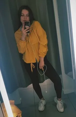 Alice Wayne OnlyFans Leaked Free Thumbnail Picture - #dumYeLvkRd