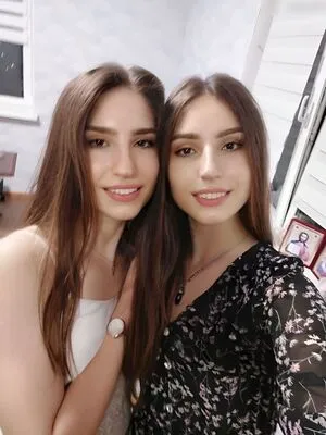 Alice X Haizlee OnlyFans Leaked Free Thumbnail Picture - #4wolI4Feyr