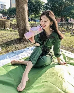 Alice821204 OnlyFans Leaked Free Thumbnail Picture - #U4kReZjv8P