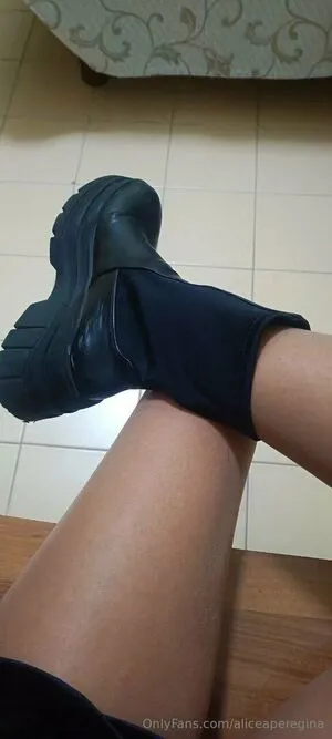 Aliceaperegina OnlyFans Leaked Free Thumbnail Picture - #9XKNgFzL7M