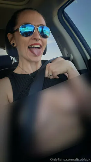 Aliceblack OnlyFans Leaked Free Thumbnail Picture - #UMURgba21r