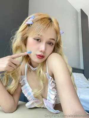 Aliceblondee OnlyFans Leaked Free Thumbnail Picture - #do1O6yTezf