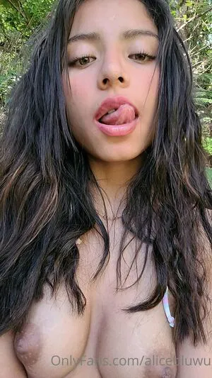 Alicebluwu OnlyFans Leaked Free Thumbnail Picture - #pOubqDLdSo