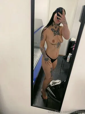 Aliceboss OnlyFans Leaked Free Thumbnail Picture - #GNPwlnFDXp