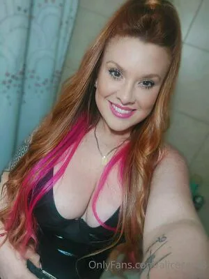 Alicecar08 OnlyFans Leaked Free Thumbnail Picture - #CdKx8Byjso