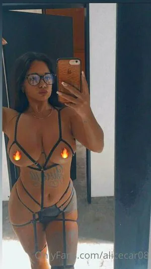 Alicecar08 OnlyFans Leaked Free Thumbnail Picture - #P0RhB4Zw00