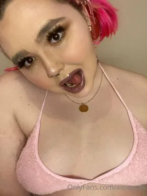 Alicecook OnlyFans Leaked Free Thumbnail Picture - #F4f8thCWhc