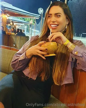 Alicedcastrofree OnlyFans Leaked Free Thumbnail Picture - #ApdgmlVvi4