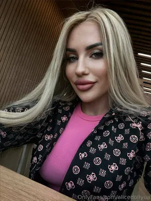 Alicedollyua OnlyFans Leaked Free Thumbnail Picture - #0BOvZi2bjQ