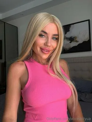 Alicedollyua OnlyFans Leaked Free Thumbnail Picture - #2Z6HVr96h9