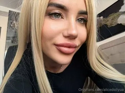 Alicedollyua OnlyFans Leaked Free Thumbnail Picture - #3fQTHDOMCT