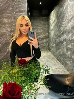 Alicedollyua OnlyFans Leaked Free Thumbnail Picture - #3z5PC6dgyh