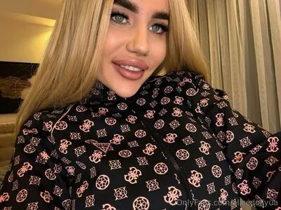 Alicedollyua OnlyFans Leaked Free Thumbnail Picture - #5c3vl8XbGw