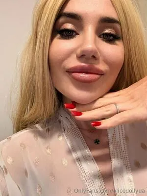 Alicedollyua OnlyFans Leaked Free Thumbnail Picture - #B5YVFPKwRE