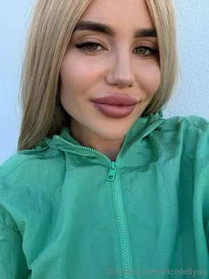 Alicedollyua OnlyFans Leaked Free Thumbnail Picture - #Q6byWt7fP9