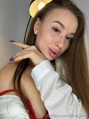 Alicee Kisss OnlyFans Leaked Free Thumbnail Picture - #NiuVvXnRko