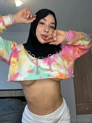 Alicee Kisss OnlyFans Leaked Free Thumbnail Picture - #ypaU2JeijJ