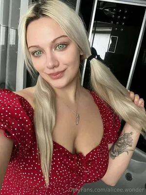 Alicee777709 OnlyFans Leaked Free Thumbnail Picture - #3LOmmD70OD