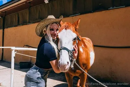 Alicee777709 OnlyFans Leaked Free Thumbnail Picture - #RF3F2SLcdc