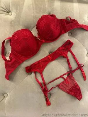Aliceebrookees OnlyFans Leaked Free Thumbnail Picture - #U9mUj6GYzC