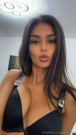 Aliceerae OnlyFans Leaked Free Thumbnail Picture - #PTyiV1mKzO