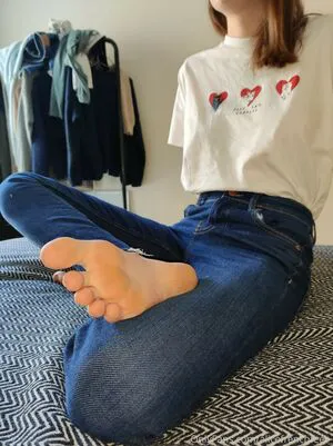 Alicefrenchfeet OnlyFans Leaked Free Thumbnail Picture - #6YVUgKxr7D