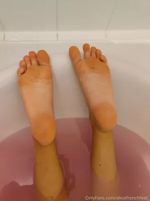 Alicefrenchfeet OnlyFans Leaked Free Thumbnail Picture - #Wnonn3EdB0