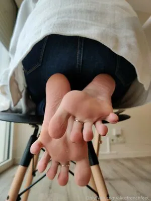 Alicefrenchfeet OnlyFans Leaked Free Thumbnail Picture - #pfW41xsGnX