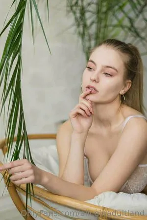 Aliceinadultland OnlyFans Leaked Free Thumbnail Picture - #8u59HeRzfQ