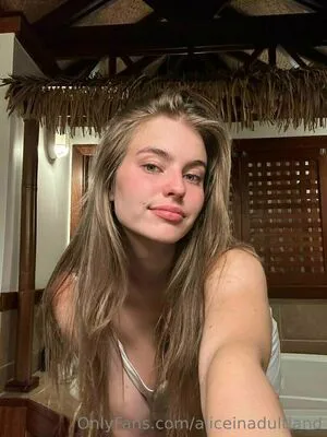 Aliceinadultland OnlyFans Leaked Free Thumbnail Picture - #nQHaa8cNBH