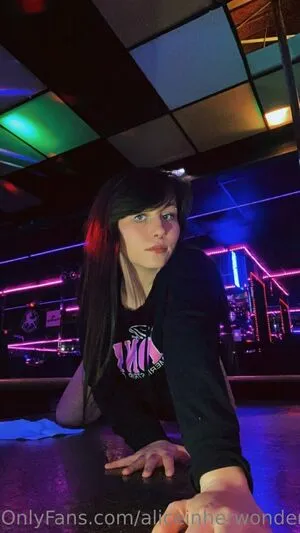 Aliceinherwonderland1 OnlyFans Leaked Free Thumbnail Picture - #UE0uAWCcmu