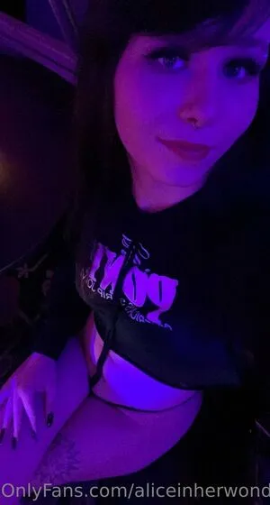 Aliceinherwonderland1 OnlyFans Leaked Free Thumbnail Picture - #bvtjBMagCZ