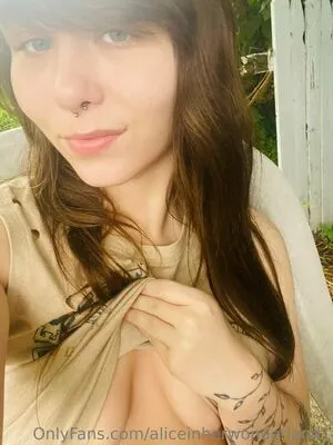 Aliceinherwonderland1 OnlyFans Leaked Free Thumbnail Picture - #wLBcIHk8SS