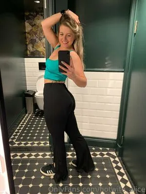 Aliceinqosland OnlyFans Leaked Free Thumbnail Picture - #Yyn5JvPNuF