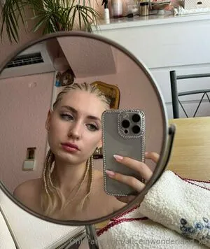 Aliceinwonderland Xo OnlyFans Leaked Free Thumbnail Picture - #cvD6vaXEmX