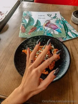 Aliceislost OnlyFans Leaked Free Thumbnail Picture - #CXCODSjblg